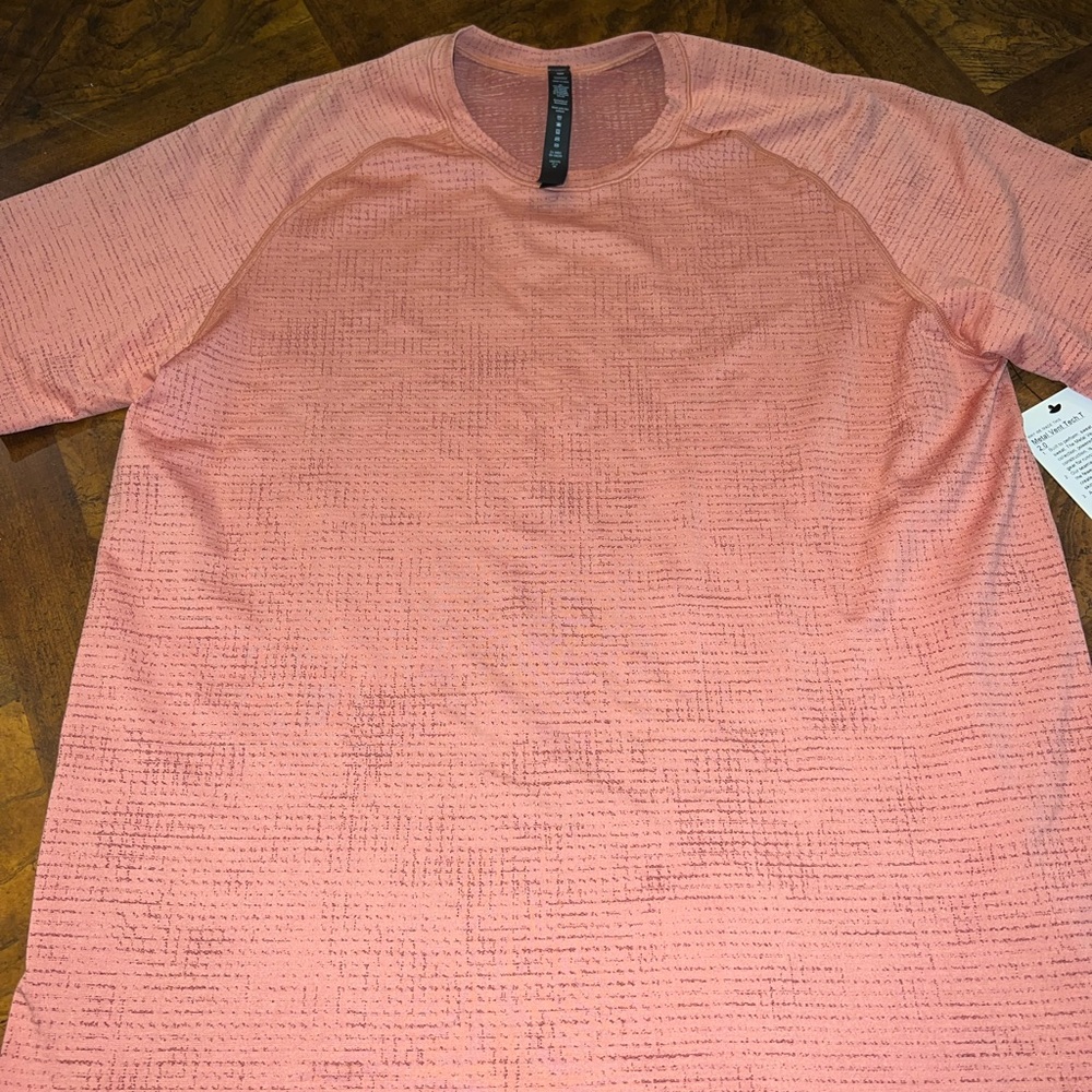 Lululemon athletics metal vent tech T 2.0